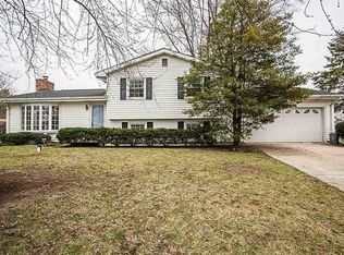 17401 Eldorado Ln, South Bend, IN 46635