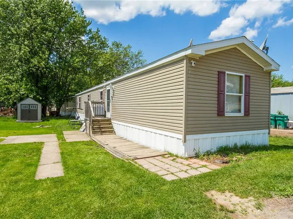 129 Saltonstall St #77, Canandaigua, NY 14424