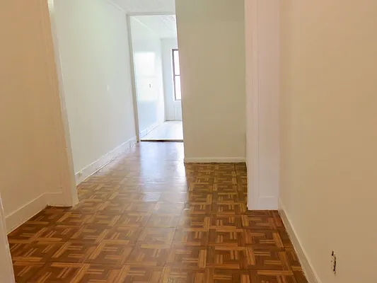 Rented by Space Real Estate | media 30