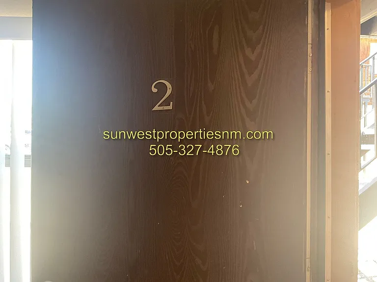 2201 N Tucker Ave — Photo 1