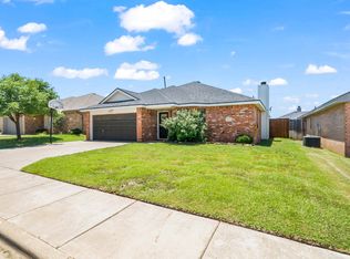10702 Akron Ave, Lubbock, TX 79423