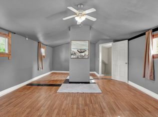 220 Crest Ave, Charleroi, PA 15022