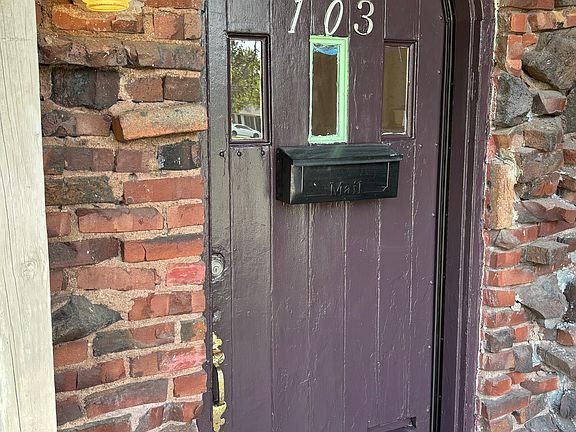 2nd image of 103 N Delaware Ave