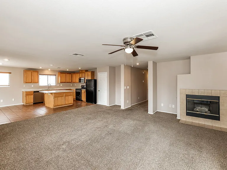 3433 Palatine Hills Ave — Photo 6