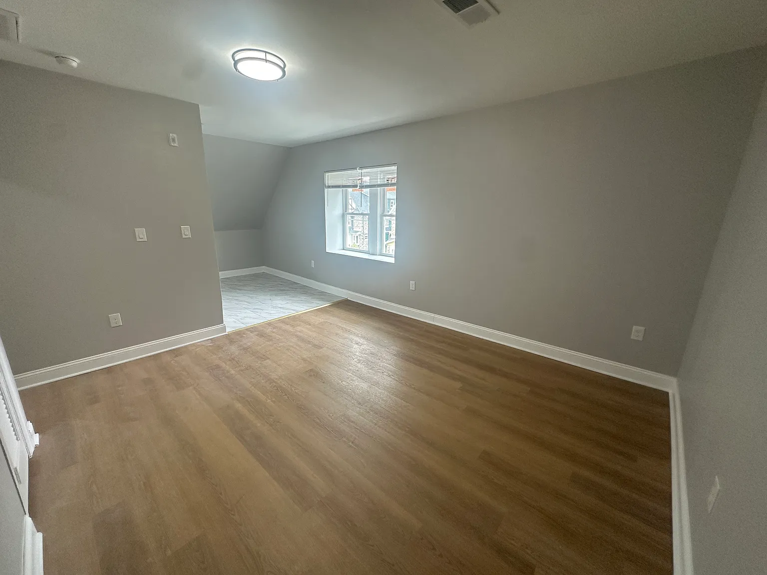 806 N 64th St — Photo 3