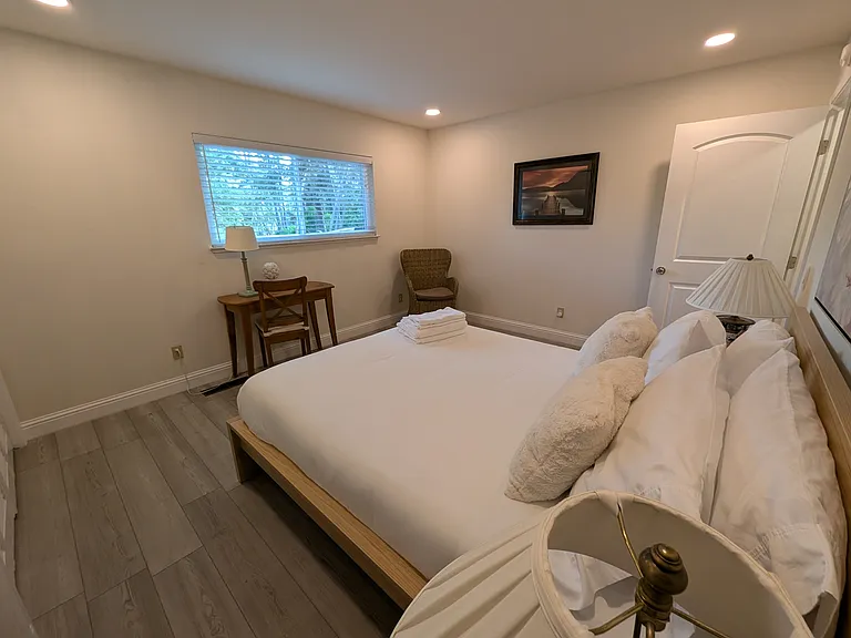 Bedroom2