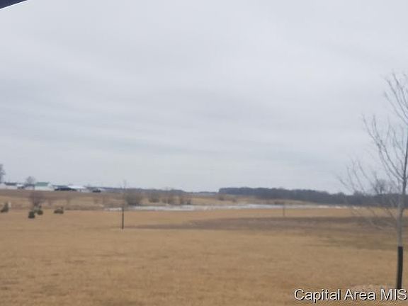 2nd image of 600 Park View Dr