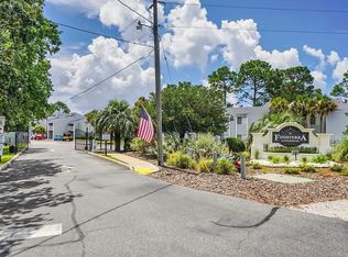 101 Old Ferry Rd UNIT 18D, Shalimar, FL 32579