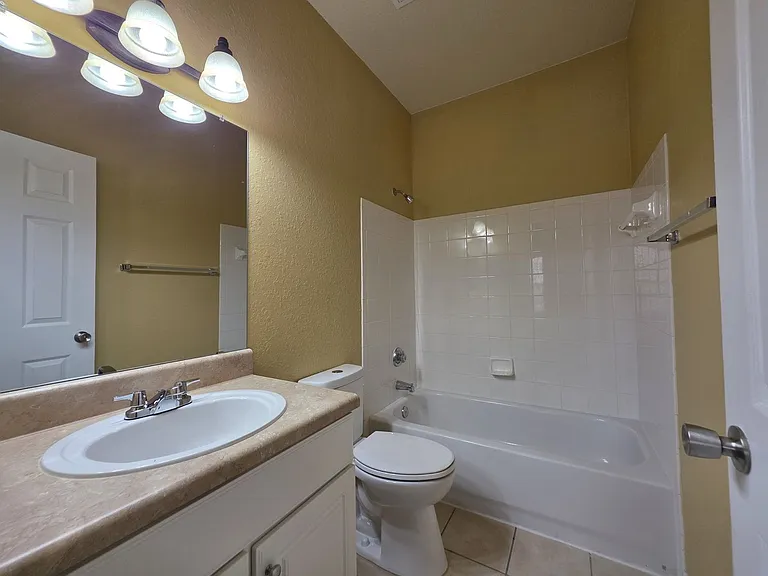 5065 NW 45th Rd #103 — Photo 30