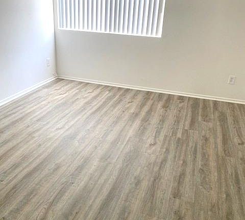 5th image of 1735 Peyton Ave #2584