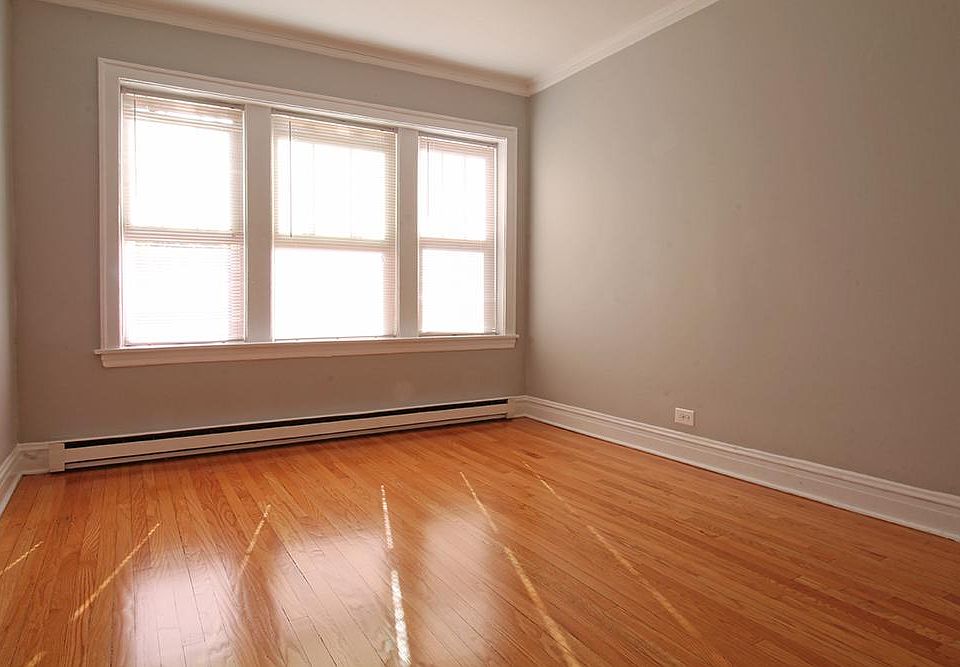 1st image of 340 S Austin Blvd APT 3K