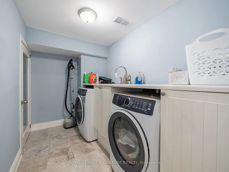 345 Flagstone Ter — Photo 43