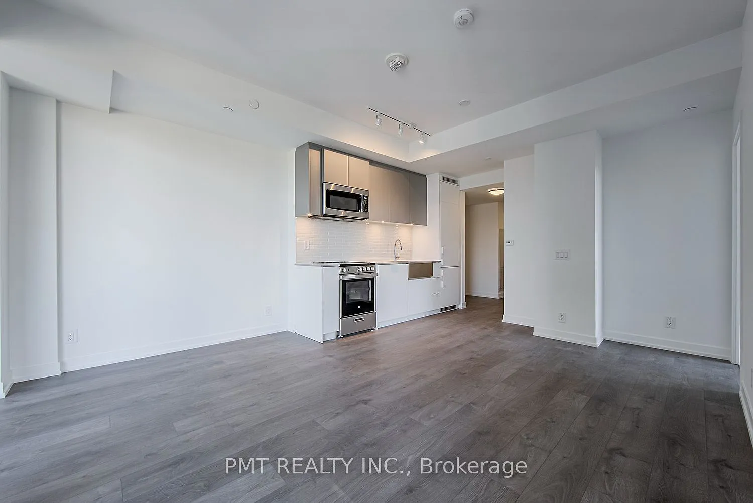 2 bed, $2,550 — Photo 4