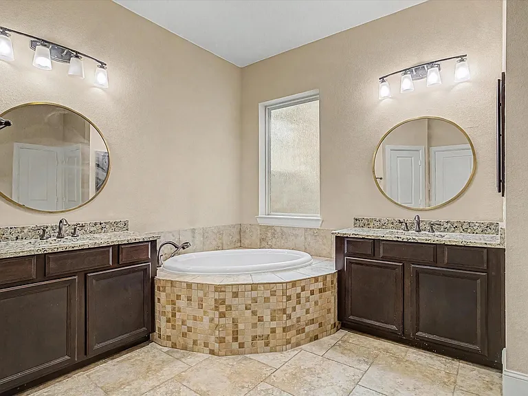 27123 Camirillo Creek Ln — Photo 22