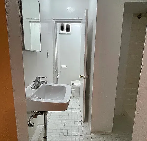 412 W 56th St #15 — Photo 6