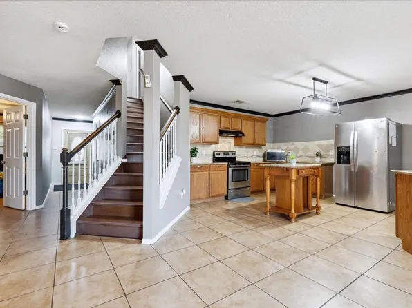 6626 Free Range Dr, Dallas, TX 75241