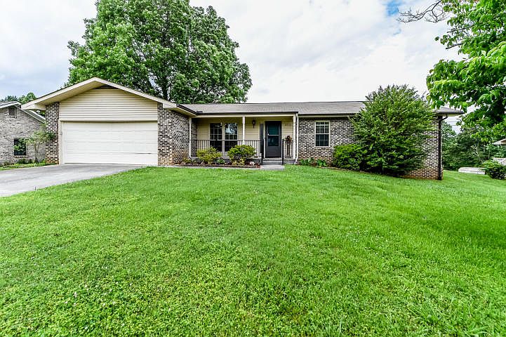 1st image of 2712 Chantay Dr