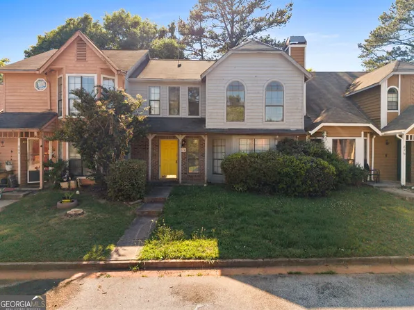 878 Heritage Oaks Dr, Stone Mountain, GA 30088