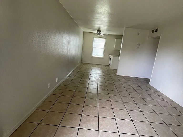 Westway Apartments — Photo 1