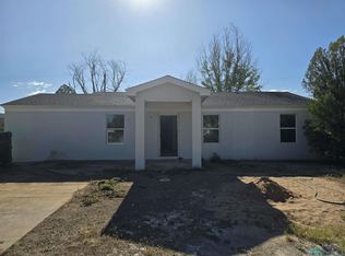 3009 Vassar Dr, Roswell, NM 88203