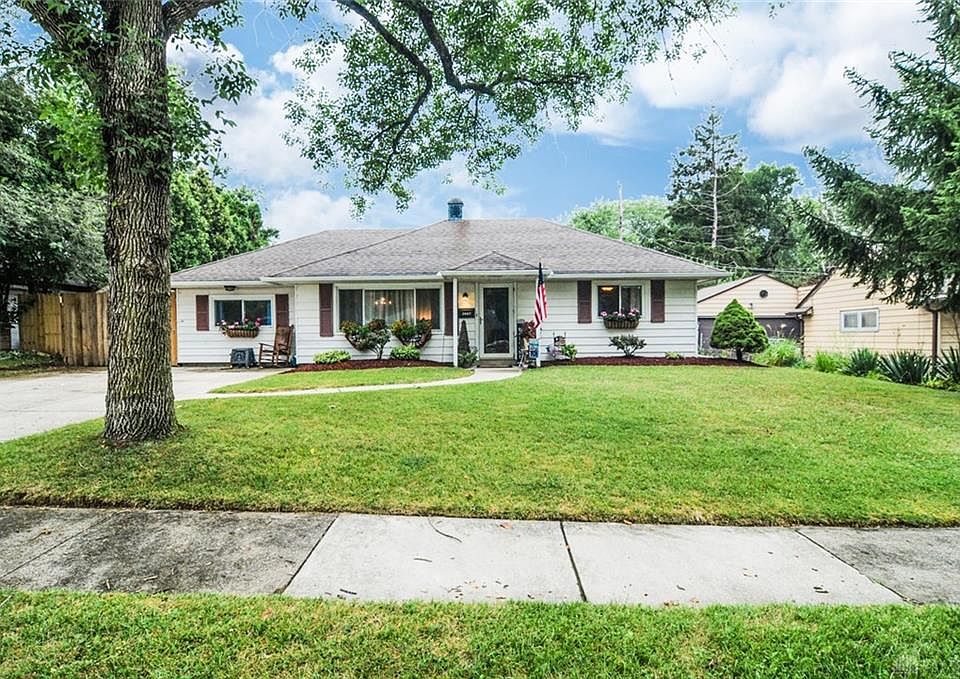 1st image of 3807 Saranac Dr