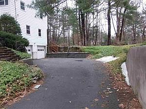 3rd image of 23 Ashley Dr