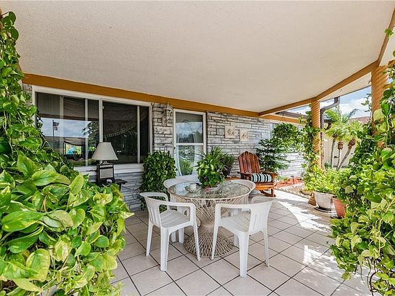4th image of 4133 Star Island Dr