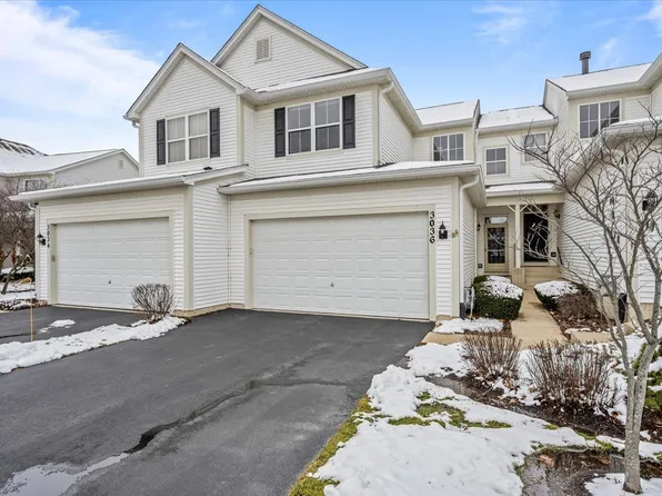 3036 Langston Cir, Saint Charles, IL 60175
