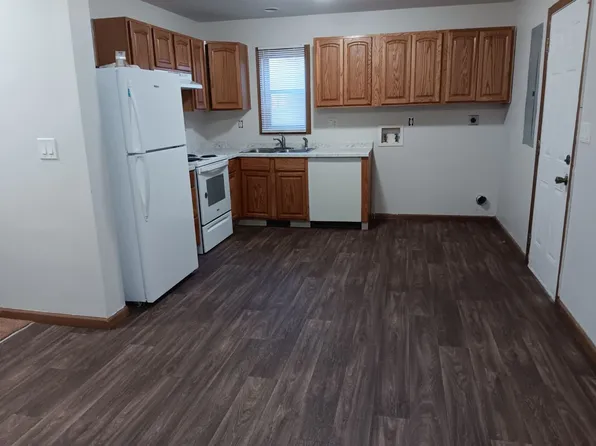 306 S Yellow Springs St, Springfield, OH 45506