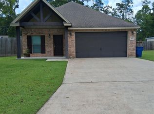 13 Clover Ln, Lumberton, TX 77657