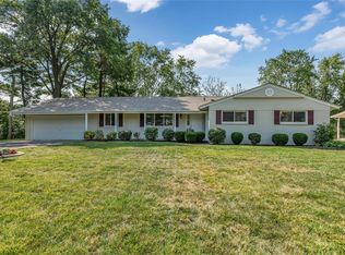12110 Lake Como Dr, Saint Louis, MO