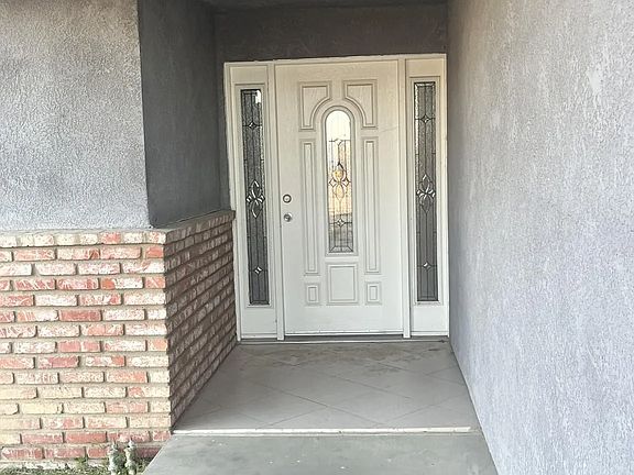 2nd image of 8512 Tamarack Ave