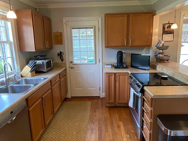 3648 Mayflower Pl — Photo 13