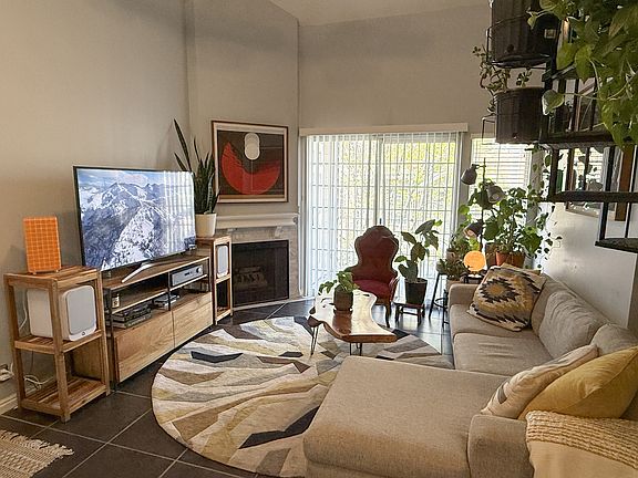 3rd image of 650 S Main St APT 2303