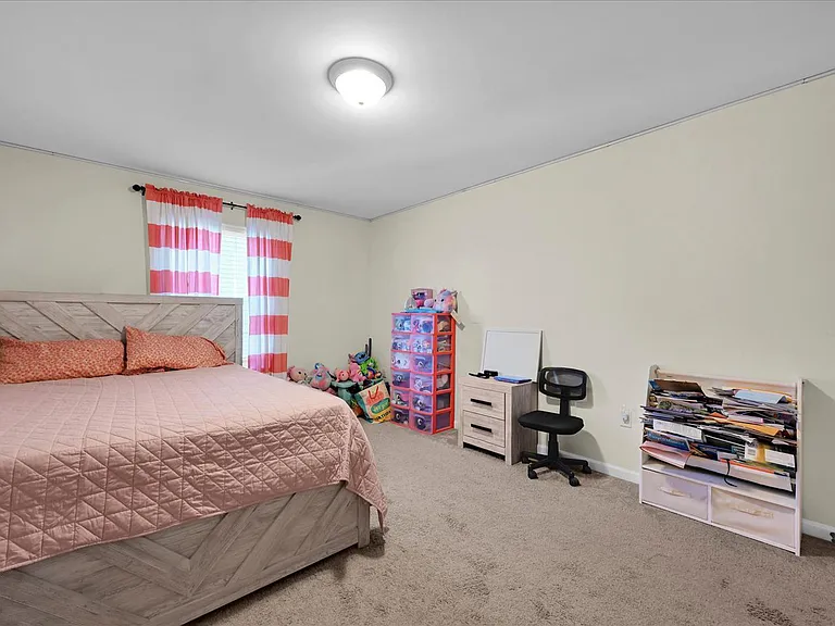 721 Farmwood Ln — Photo 17