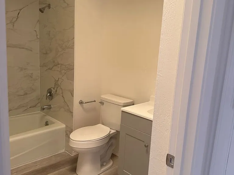 1825B Father Sky St NE — Photo 11