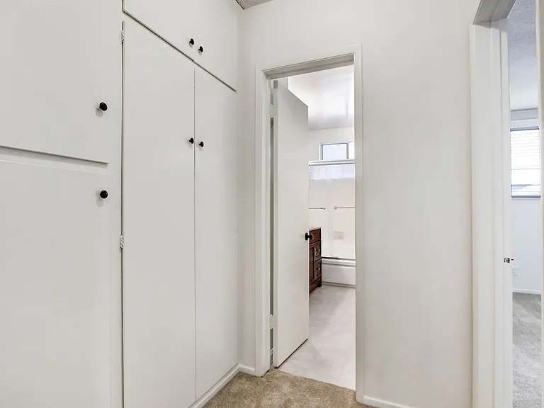 1047 2nd St. — Photo 12