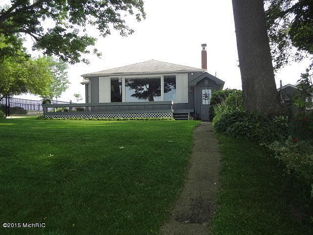 1st image of 21076 Carlton Ave