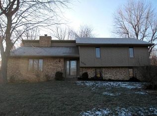 2030 E Adolphus Ct, Springfield, MO 65804