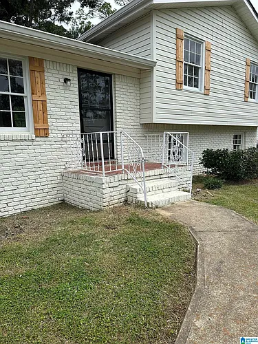 1073 Sherbrooke Cir Photo 1