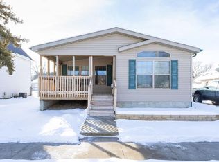 407 W State St, Colfax, IA 50054