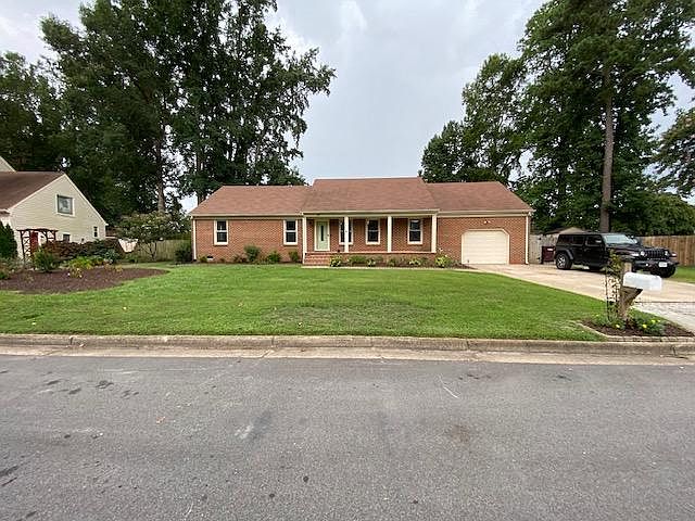 1st image of 728 Peachtree Dr