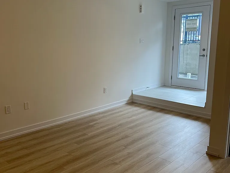 25 Palace St #P35 — Photo 3