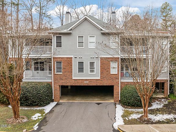 2nd image of 312 Lord Byron Ct