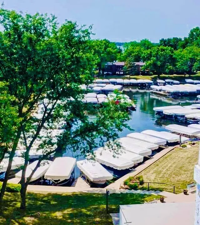 2700 N Shore Dr #L35