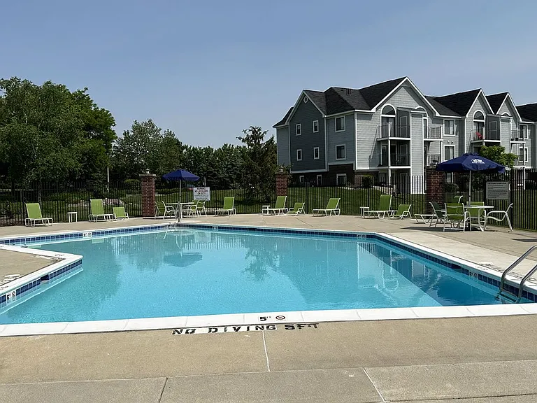 Liberty Mills Apartments — Photo 28