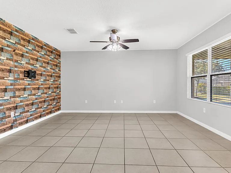 849 Sheen Cir — Photo 5