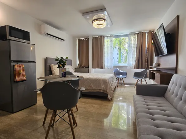 3307 Isla Verde #1, Carolina, PR 00979