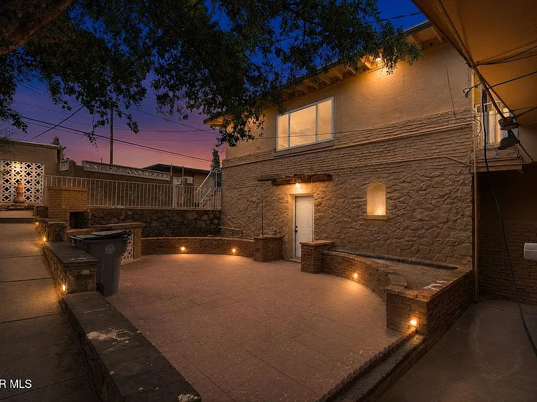 2413 Copper Ave #A — Photo 27