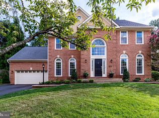 5505 Hamlet Hill Ct, Fairfax, VA 22030